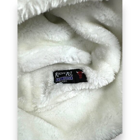 Kick 10 Chicago Bulls Trapper Hat Black Sherpa Lined Furry Ear Flap Winter Cap - Picture 7 of 7